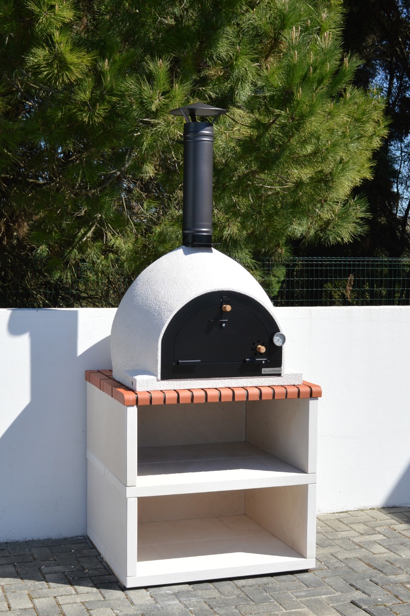 Royal Wood Fired Pizza Oven with Base